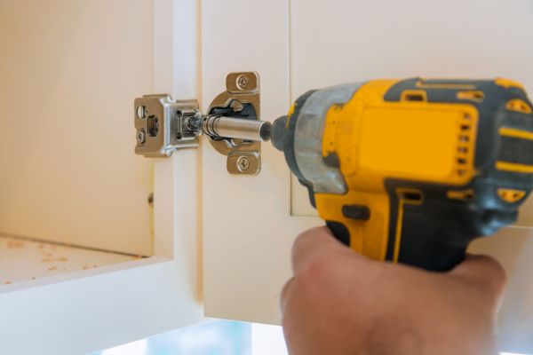 Cupboard Door Hinge Repair in Albany